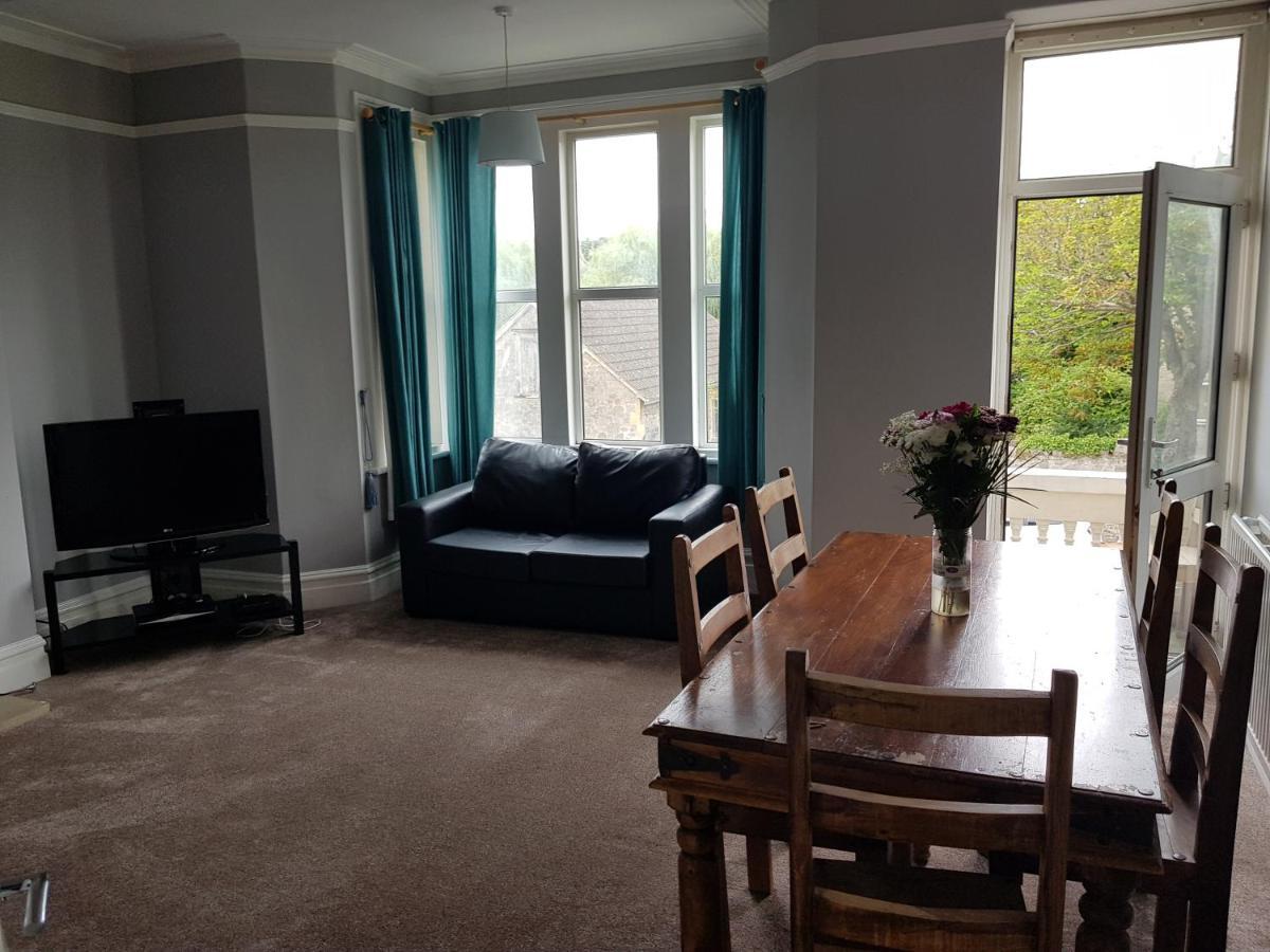 Apartament Large First Floor Balcony Flat Next To Beach Weston-super-Mare Zewnętrze zdjęcie