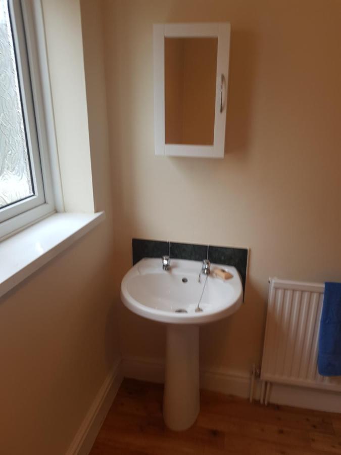 Apartament Large First Floor Balcony Flat Next To Beach Weston-super-Mare Zewnętrze zdjęcie